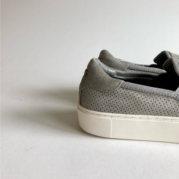 UGG Grey Suede Sheepskin Leather White Rubber Outsole Sneakers size 9 - Picture 3 of 12